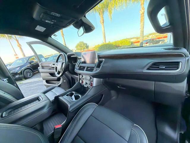2023 Chevrolet Suburban 2WD Premier