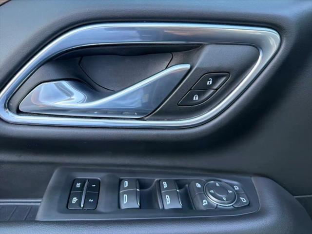 2023 Chevrolet Suburban 2WD Premier