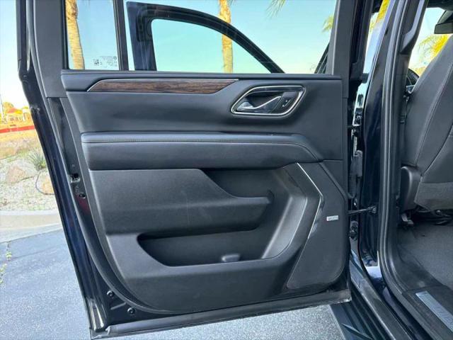 2023 Chevrolet Suburban 2WD Premier