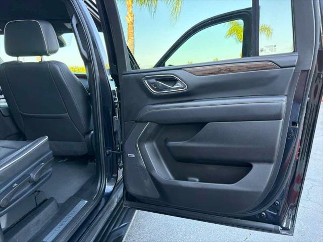 2023 Chevrolet Suburban 2WD Premier