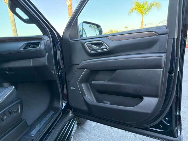 2023 Chevrolet Suburban 2WD Premier