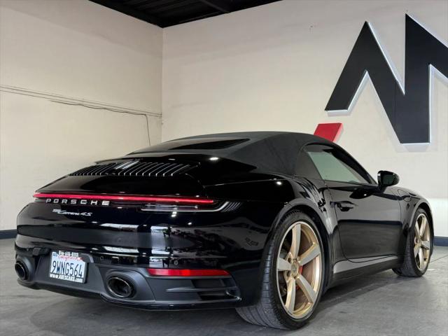 2020 Porsche 911 Carrera 4S Cabriolet