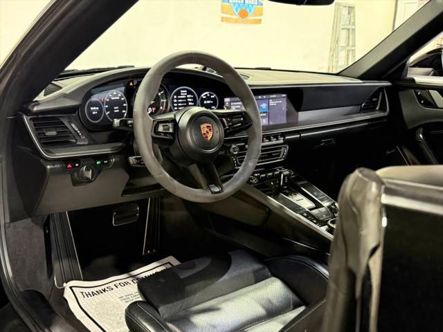 2020 Porsche 911 Carrera 4S Cabriolet