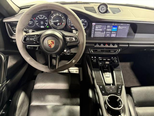 2020 Porsche 911 Carrera 4S Cabriolet