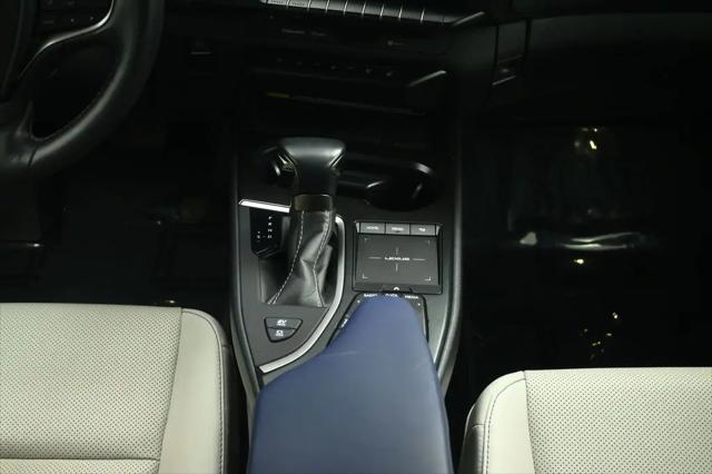 2021 Lexus UX 250h UX 250h