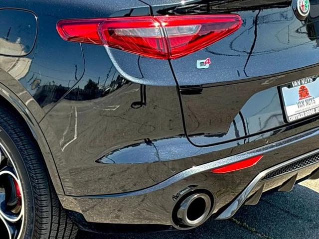 2023 Alfa Romeo Stelvio Veloce AWD
