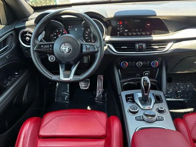 2023 Alfa Romeo Stelvio Veloce AWD