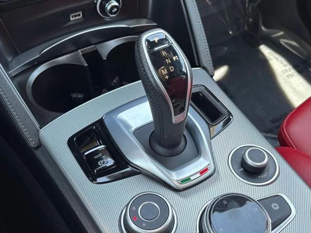 2023 Alfa Romeo Stelvio Veloce AWD
