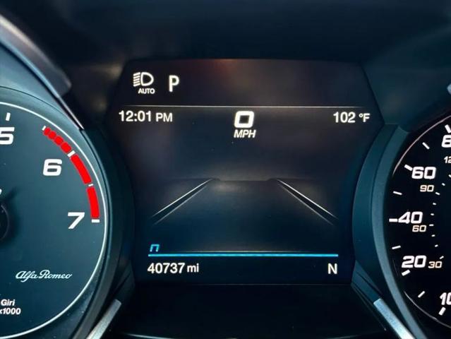 2023 Alfa Romeo Stelvio Veloce AWD