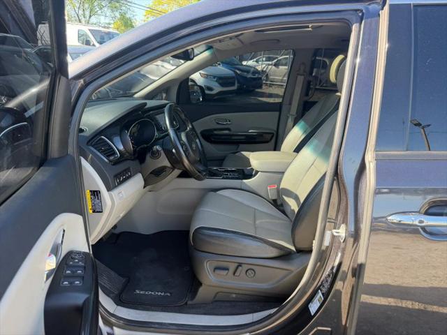 2021 Kia Sedona EX