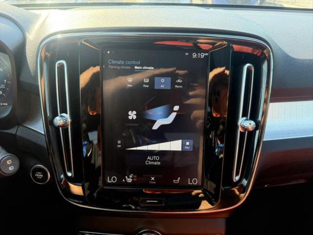 2019 Volvo XC40 T5 Momentum