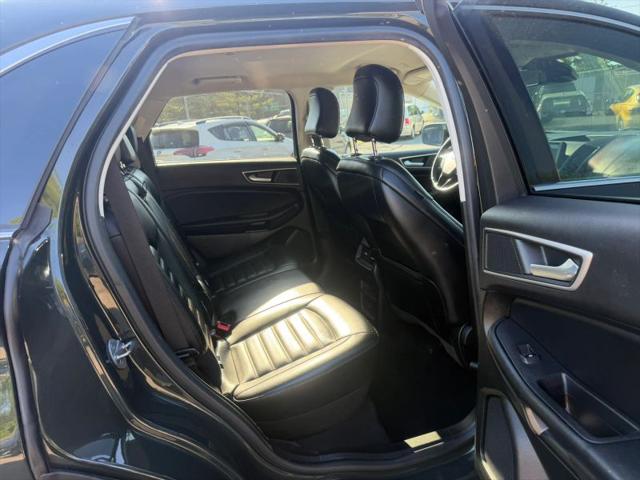 2022 Ford Edge SEL