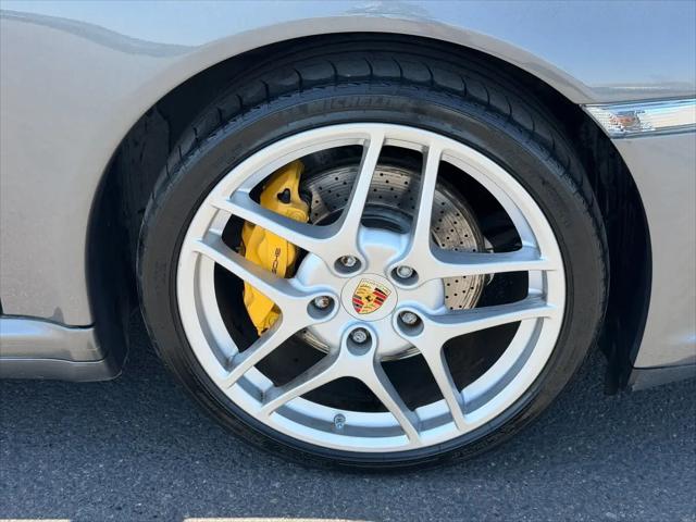 2009 Porsche 911 Carrera 4