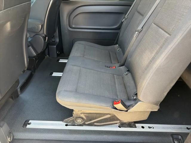 2016 Mercedes-Benz Metris Standard