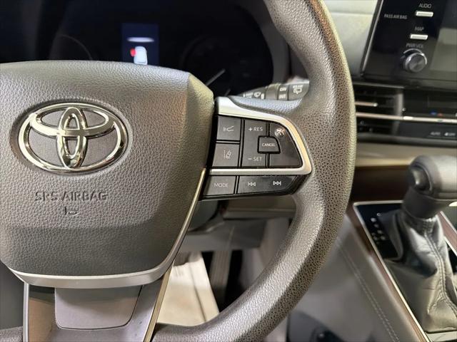 2021 Toyota Sienna LE