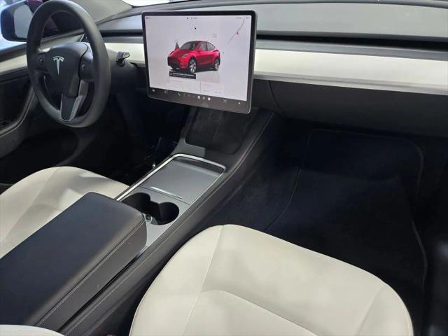 2024 Tesla Model Y Long Range Dual Motor All-Wheel Drive