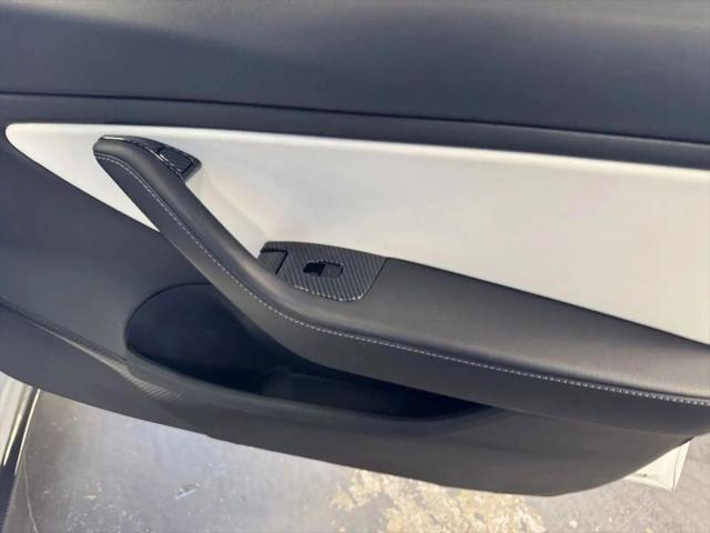 2020 Tesla Model 3 Standard Range Rear-Wheel Drive