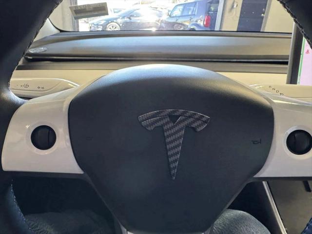 2020 Tesla Model 3 Standard Range Rear-Wheel Drive