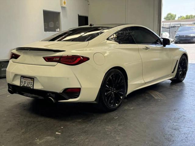2020 INFINITI Q60 LUXE