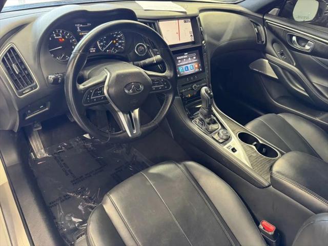 2020 INFINITI Q60 LUXE