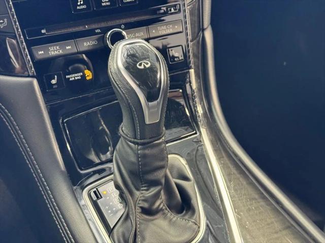 2020 INFINITI Q60 LUXE