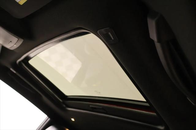 2018 Dodge Challenger SXT Plus