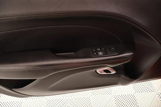 2018 Dodge Challenger SXT Plus