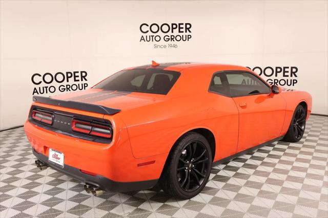 2018 Dodge Challenger SXT Plus