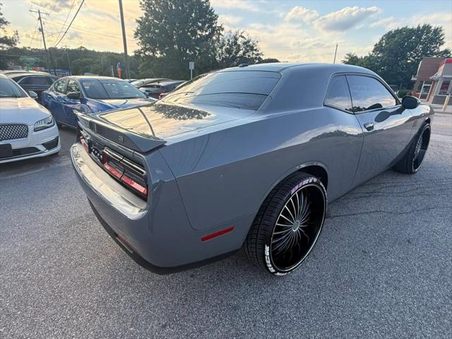 2019 Dodge Challenger SXT AWD