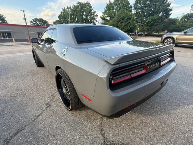 2019 Dodge Challenger SXT AWD