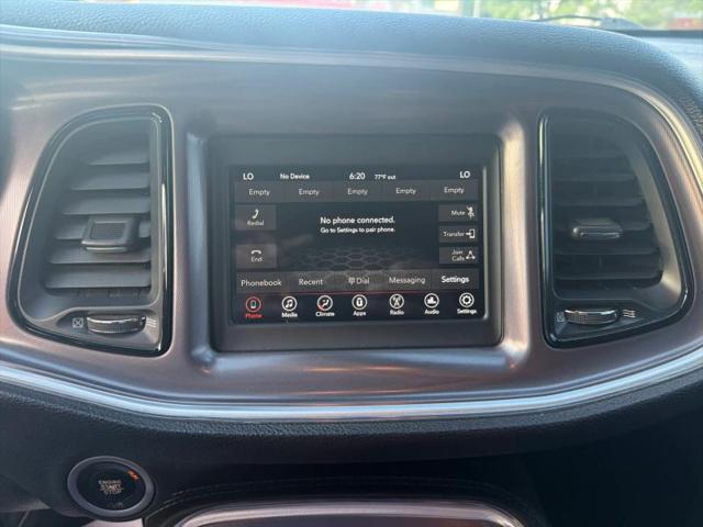2019 Dodge Challenger SXT AWD