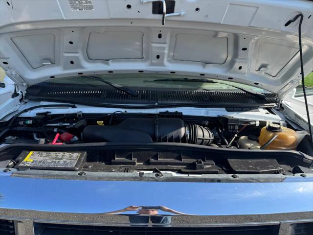 2008 Ford E-450 Cutaway XLT