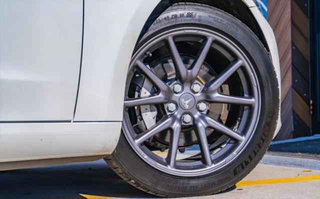2020 Tesla Model 3 Standard Range Plus Rear-Wheel Drive
