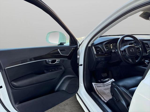 2018 Volvo XC90 T6 Momentum