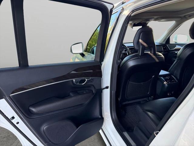 2018 Volvo XC90 T6 Momentum