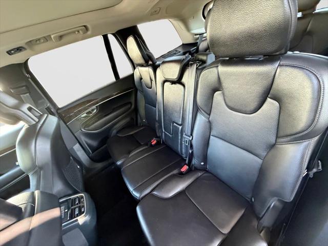 2018 Volvo XC90 T6 Momentum