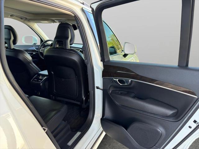 2018 Volvo XC90 T6 Momentum