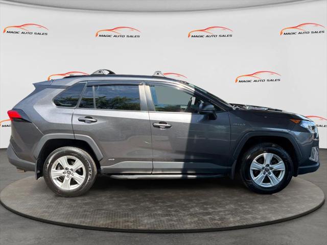 2021 Toyota RAV4 Hybrid LE
