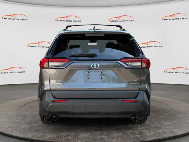 2021 Toyota RAV4 Hybrid LE