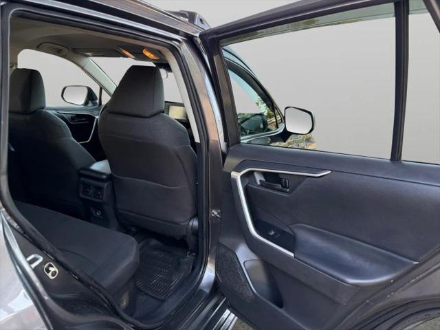 2021 Toyota RAV4 Hybrid LE