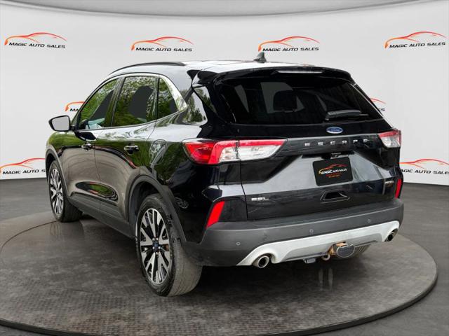 2020 Ford Escape SEL