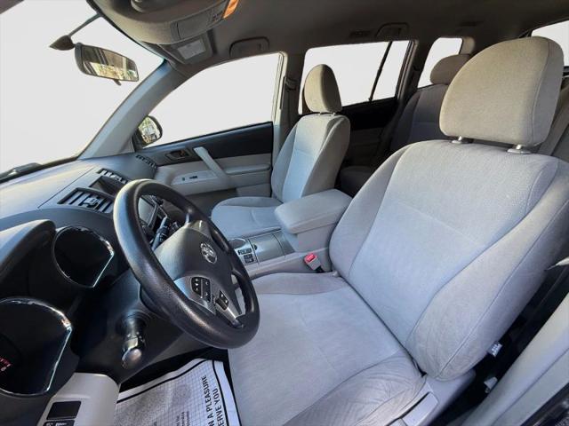 2013 Toyota Highlander Base Plus V6