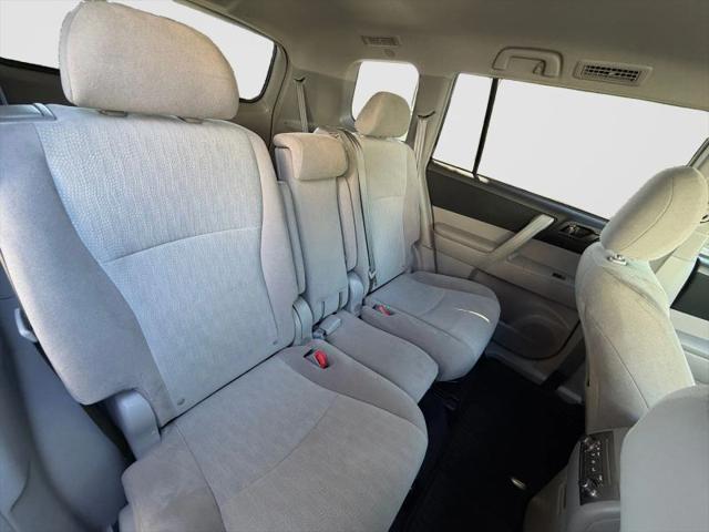 2013 Toyota Highlander Base Plus V6