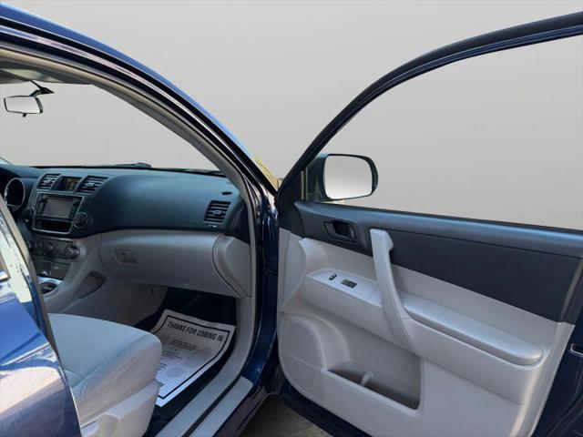 2013 Toyota Highlander Base Plus V6