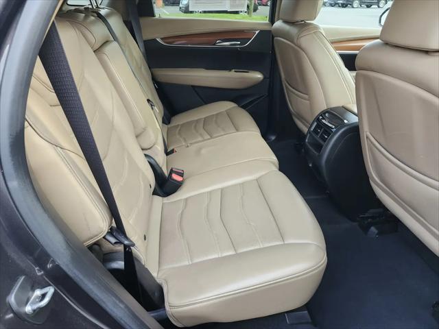 2017 Cadillac XT5 Platinum