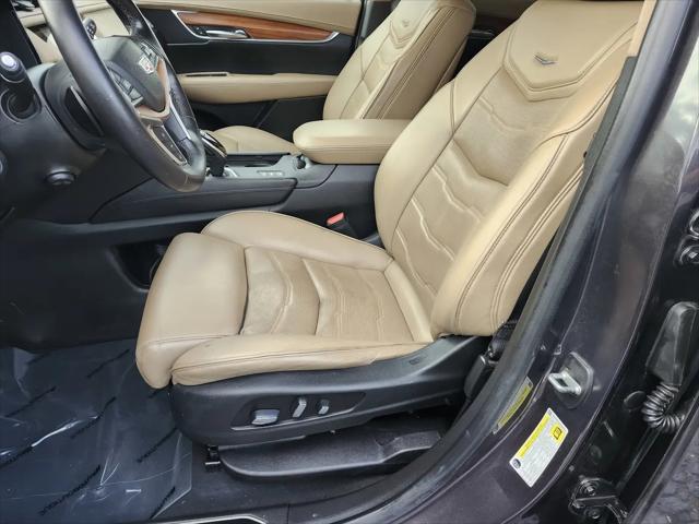 2017 Cadillac XT5 Platinum