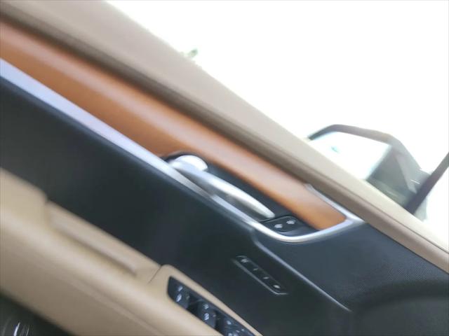 2017 Cadillac XT5 Platinum