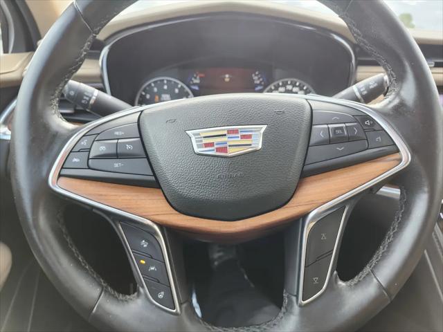 2017 Cadillac XT5 Platinum