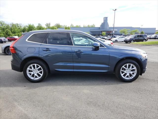 2020 Volvo XC60 T5 Momentum
