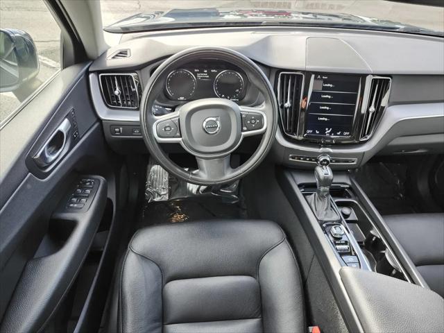 2020 Volvo XC60 T5 Momentum